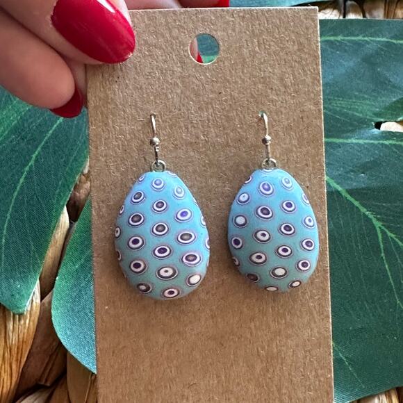 BOGO FREE RESIN BLUE EGG SHAPE DOT EARRINGS - Picture 2 of 8